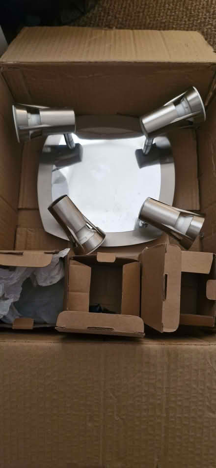 Photo of free Light fitting (The Fens TS25) #1