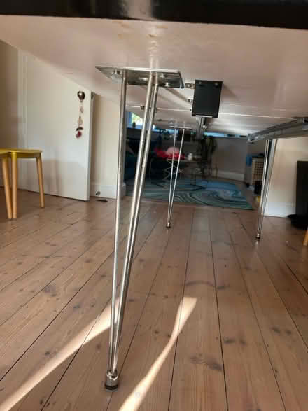 Photo of free Extendable Dining table (BN41) #3