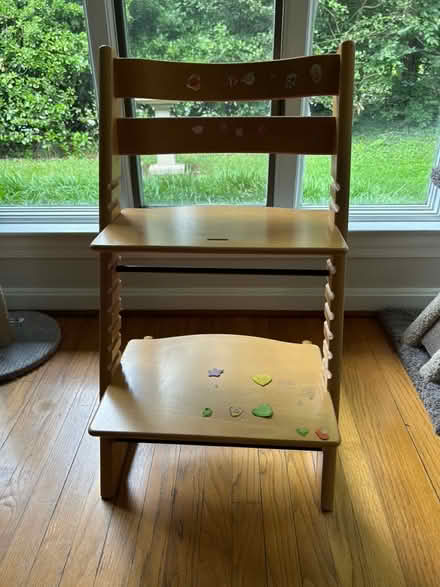 Photo of free Stokke chair (Wyngate Neighborhood, Bethesda) #1