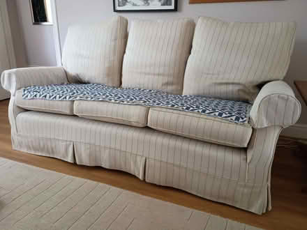 Photo of free Settee (Gosforth) #1