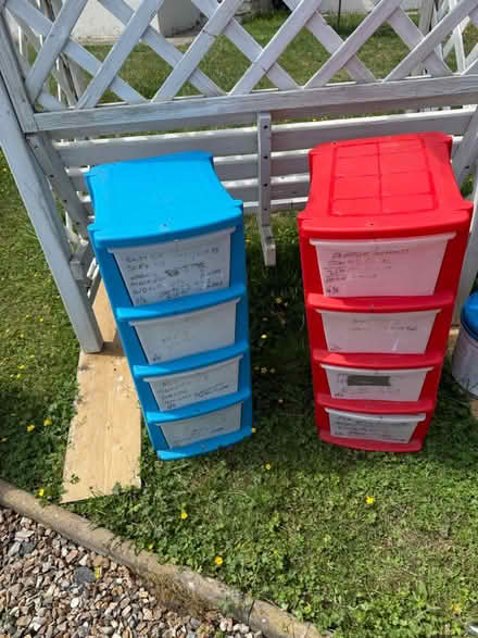 Photo of free 4 draw units (Selsdon) #1