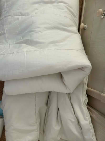 Photo of free 2 single duvets (Droitwich WR98) #1