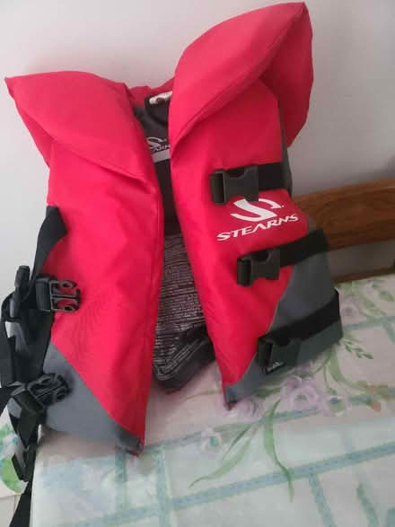 Photo of free Swim Vest (Mississauga Ontario Canada) #1