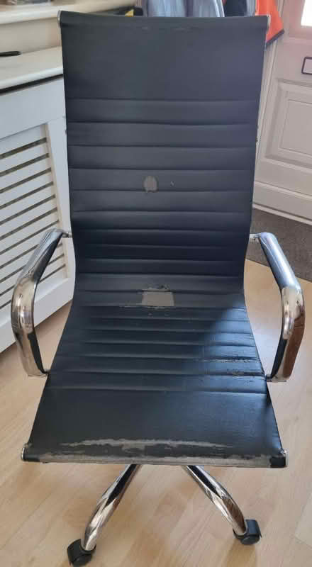 Photo of free Office chair (Welling, DA16) #3