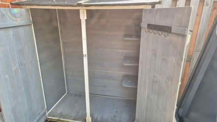 Photo of free Small garden shed, used need tlc (Millhouses S7) #2