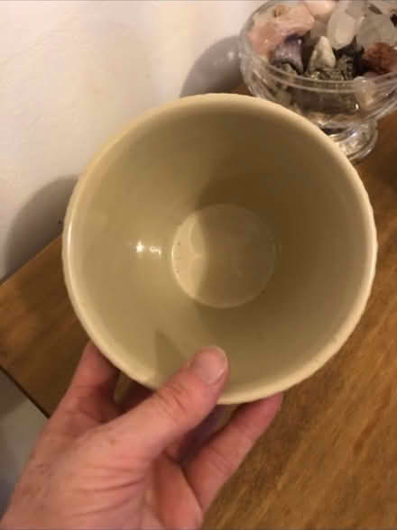 Photo of free Ceramic Plant Pot (Cheshunt En8) #2
