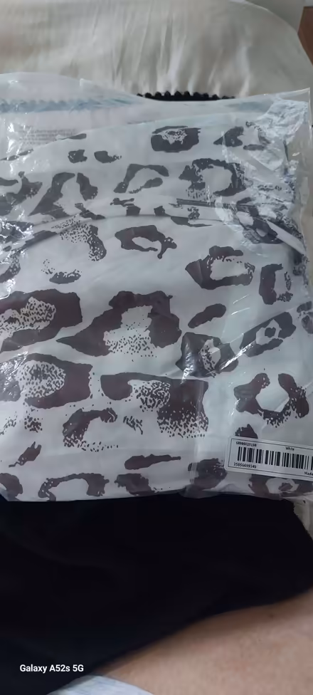 Photo of free Brand new top (BT15) #3