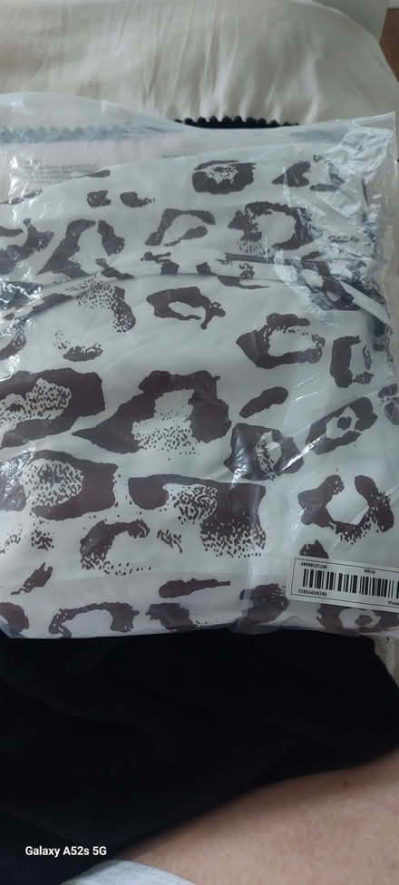 Photo of free Brand new top (BT15) #3