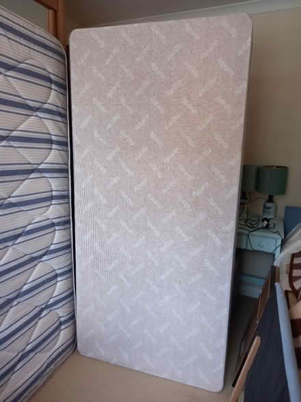 Photo of free Single 3ft bed, divan & headboard (Cranleigh GU6 7AJ) #2