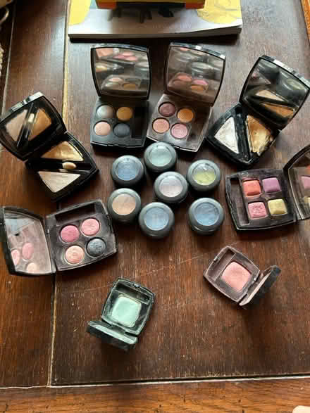 Photo of free Chanel & Mac Make up (RH13) #2