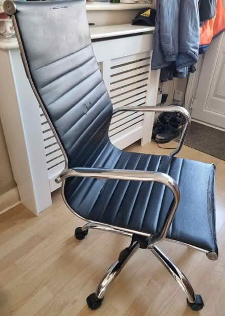 Photo of free Office chair (Welling, DA16) #1
