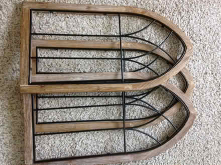 Photo of free Decorative 'church windows' (Oakridge RG21) #2