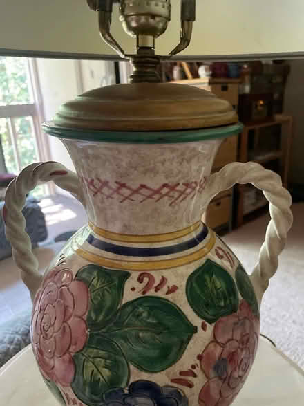 Photo of free Lamp (N. Shoreline / 15th Ave NE) #4