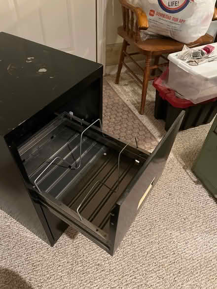 Photo of free 2 drawer filing cabinet (east Carpentersville) #3