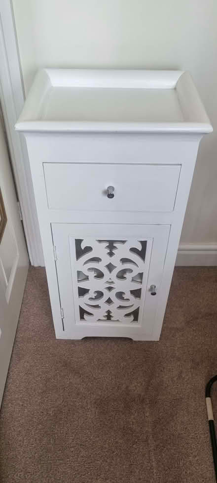 Photo of free small floor standing bathroom cabinet (Burntwood WS7) #1
