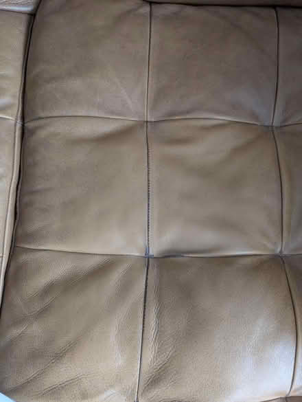 Photo of free Leather L shape sofa, tan leather (Rayleigh) #4