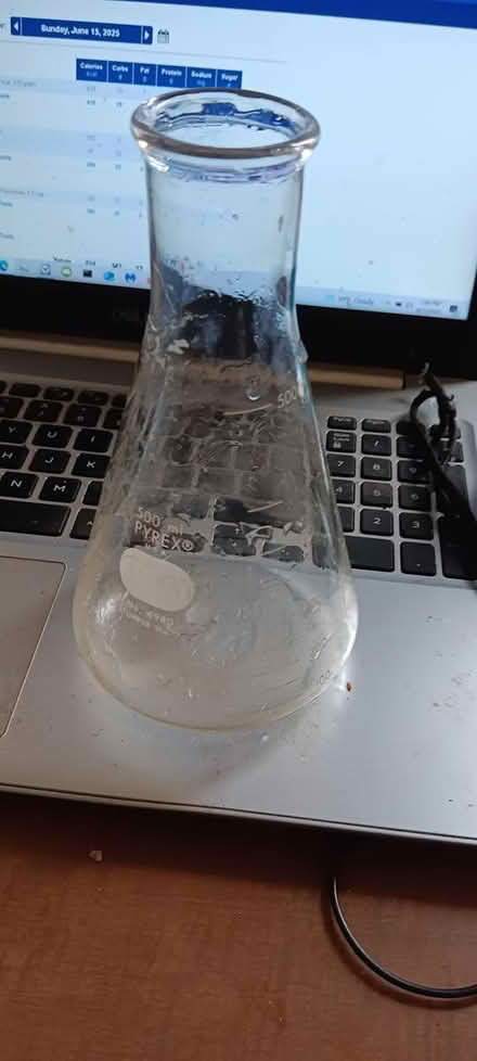 Photo of free 1500 and 500 ml erlenmeyer flasks (melrose) #3