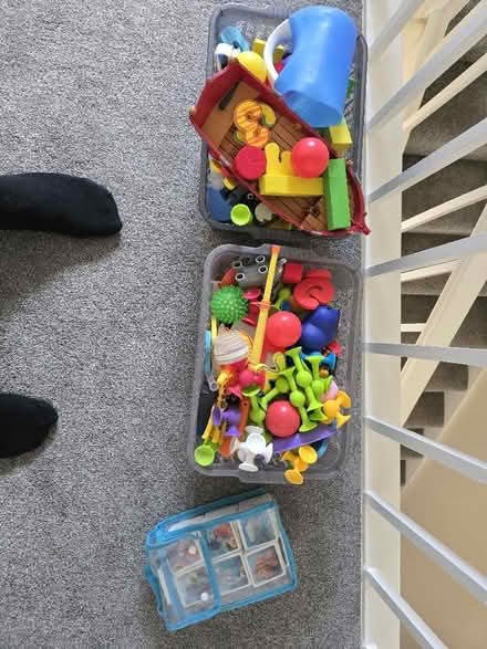 Photo of free Mixed bath toys (Steeple Aston OX25) #1