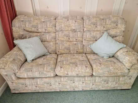 Photo of free 3 piece suite pale green (Theydon Bois CM16) #2