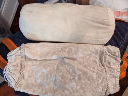 Photo of free Lumbar pillow (leslieville) #1