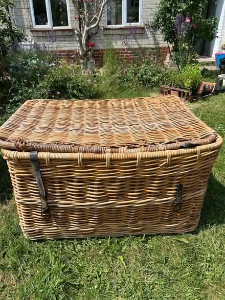 Photo of free Large wicker basket (Steyning BN44) #1