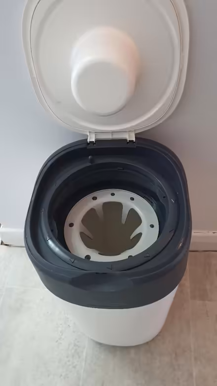 Photo of free Tommee tippee nappy bin (thornton heath CR7) #3
