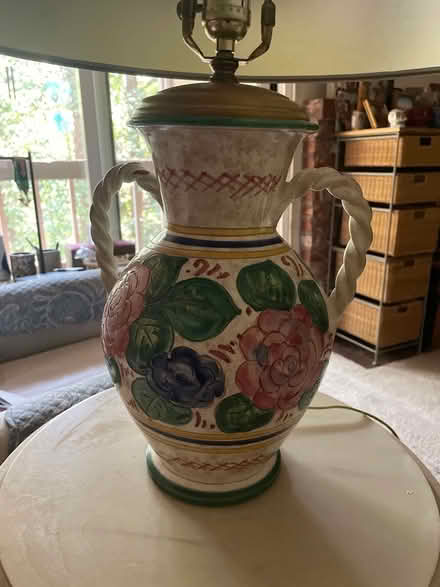 Photo of free Lamp (N. Shoreline / 15th Ave NE) #2