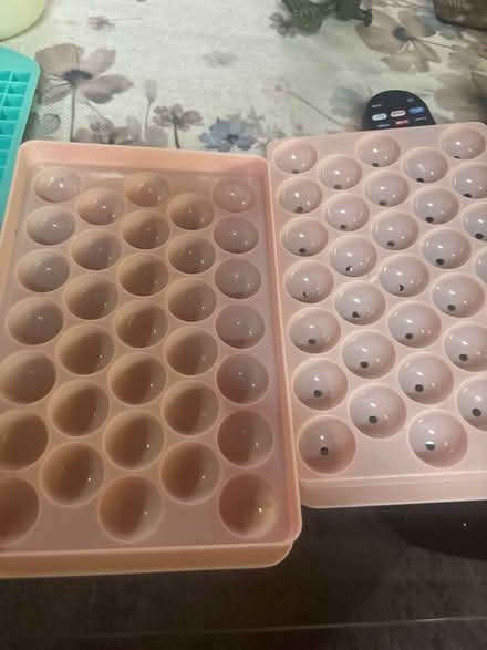 Photo of free Ice cube trays (South Elgin) #4