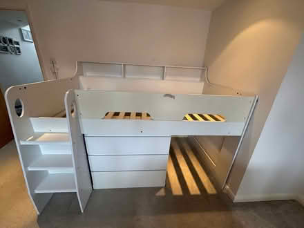 Photo of free Children’s cabin bed (Wandsworth Common) #1