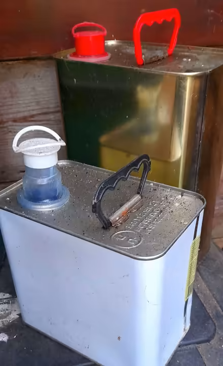 Photo of free Culinary Oil cans, empty (Thorpe St Andrew NR7) #1