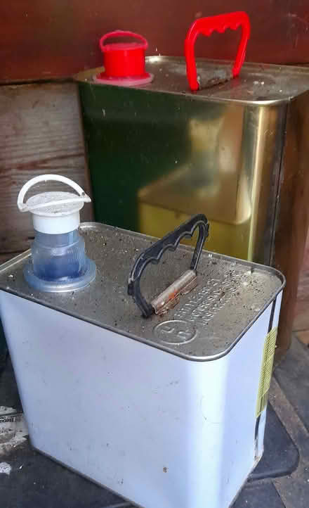 Photo of free Culinary Oil cans, empty (Thorpe St Andrew NR7) #1