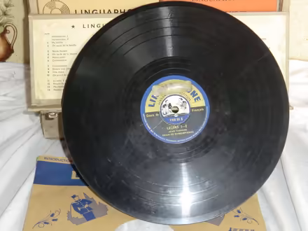 Photo of free Vintage Linguaphone French Lessons (AB10) #2