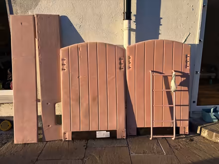 Photo of free Small pink velvet bunk bedd (Athlone) #3