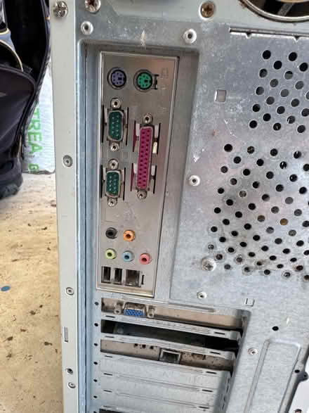 Photo of free Old desktop computer box (Wells BA5) #3