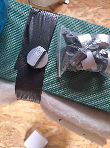 Photo of free Cooker oven replacement knobs (Glenrothes KY7) #1