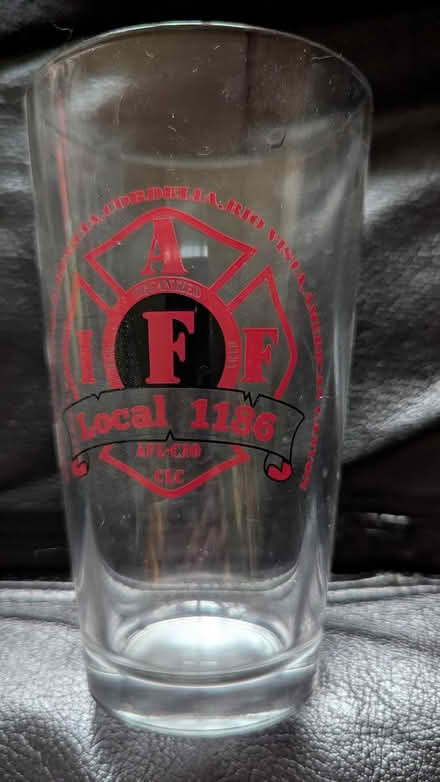 Photo of free Pint Glass union logo (oakland) #1
