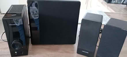 Photo of free Speaker System (Hadleigh SS7) #1