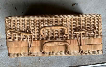 Photo of free Picnic Basket (Arnold) #2