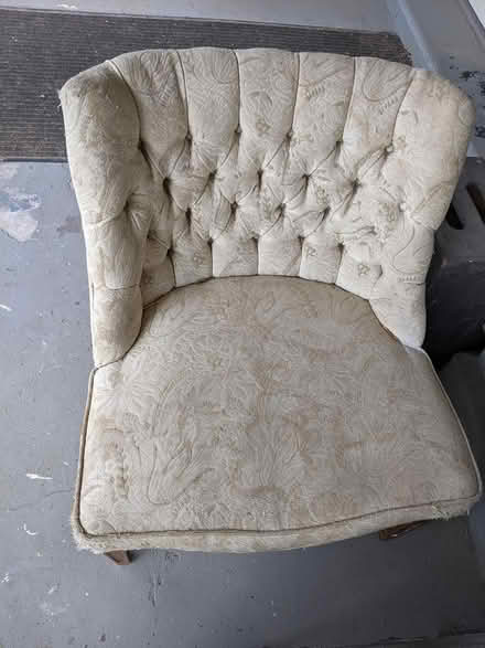 Photo of free Chair (leslieville) #1