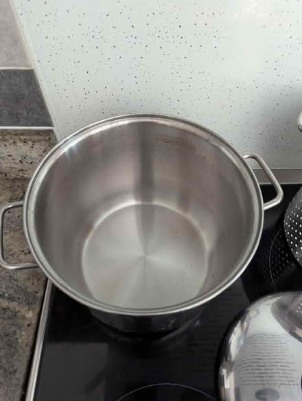 Photo of free Large Pasta Pot (Grangeway area NN10) #3