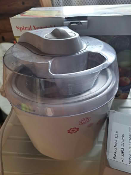 Photo of free Icecream maker (Glenrothes KY7) #1