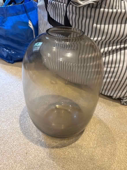 Photo of free Vase (Sw10 9uz) #1