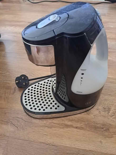 Photo of free Breville HotCup Kettle (Horsham RH13) #1