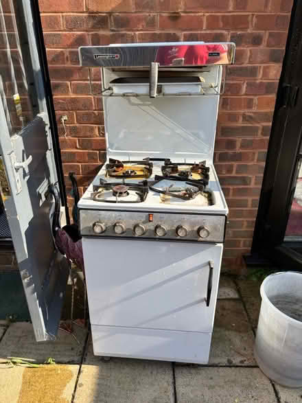Photo of free Gas Oven & Cooker (Chingford) #1