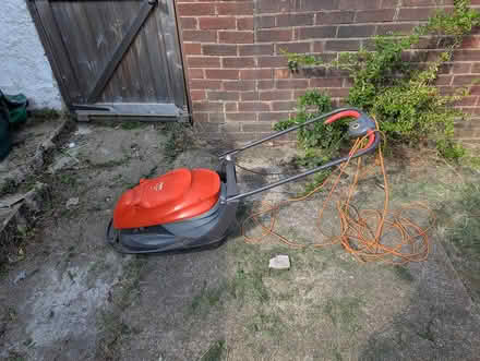 Photo of free Lawnmower (Northolt, Greater London (UB5)) #2