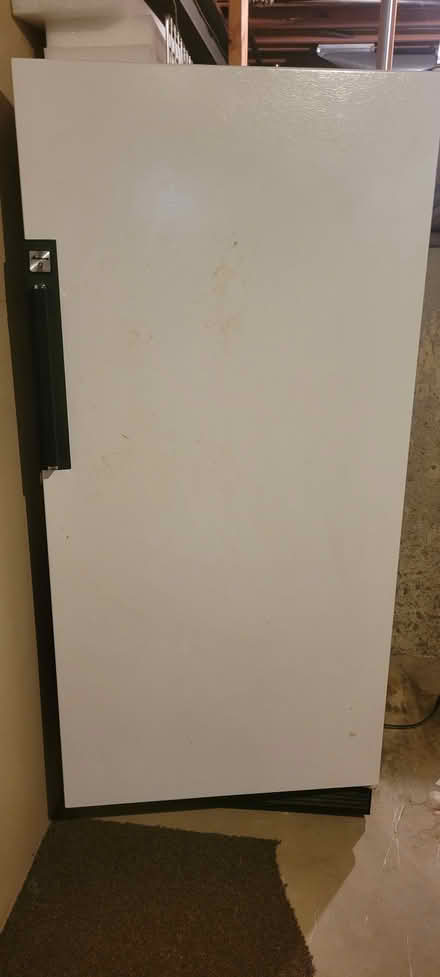Photo of free Amana 13 upright freezer (Arlington Heights, Il) #3