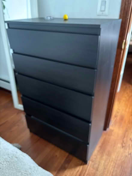 Photo of free Dresser (Williamsburg) #1