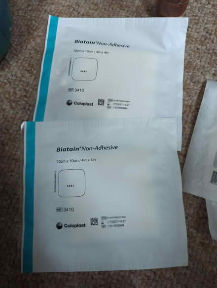 Photo of free Foam Lite adhesive Dressing (Strawberry Hill TW11) #2