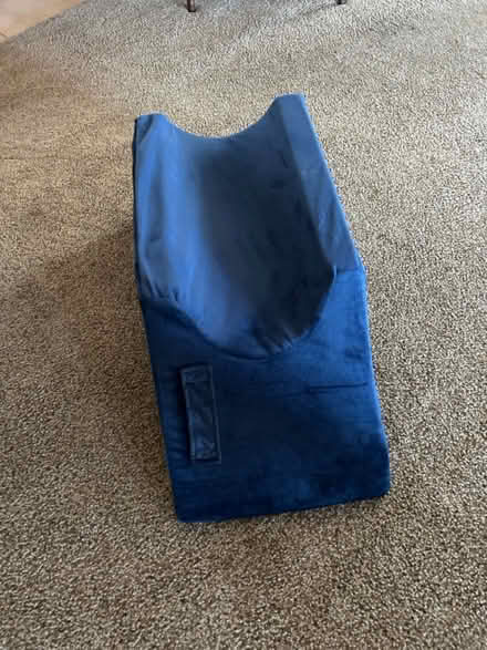 Photo of free Leg elevating pillow (Fletcher hills) #1