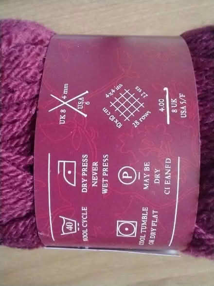 Photo of free Unfinished knitted cardigan (Endmoor LA8) #4